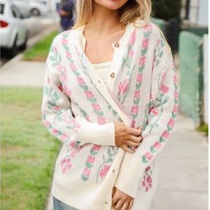 Floral Knit Cardigan Sweater • Cream Pink Green • Cozy Soft Long Sleeve Vintage